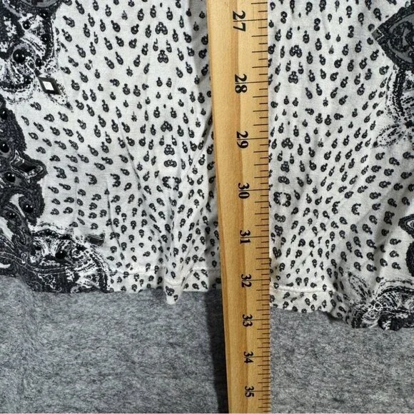 Rose & Olive Women's Boho Paisley Print Rayon Blend Lace Trim Top Size 3X - Picture 10 of 15